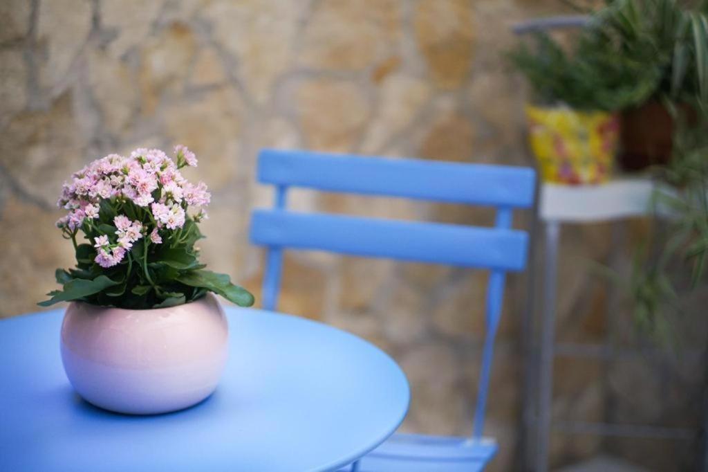 דירות בארי Blue Courtyard Not Valid מראה חיצוני תמונה